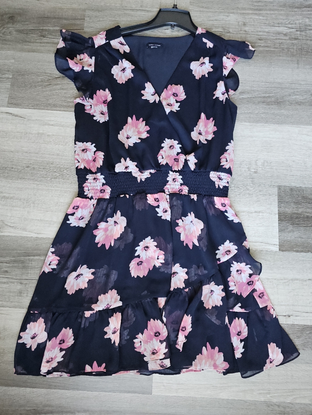 Tommy Hilfiger Navy Blue Pink Floral Faux Wrap Dress Flutter Sleeve XL / 14-16 - Picture 2 of 16